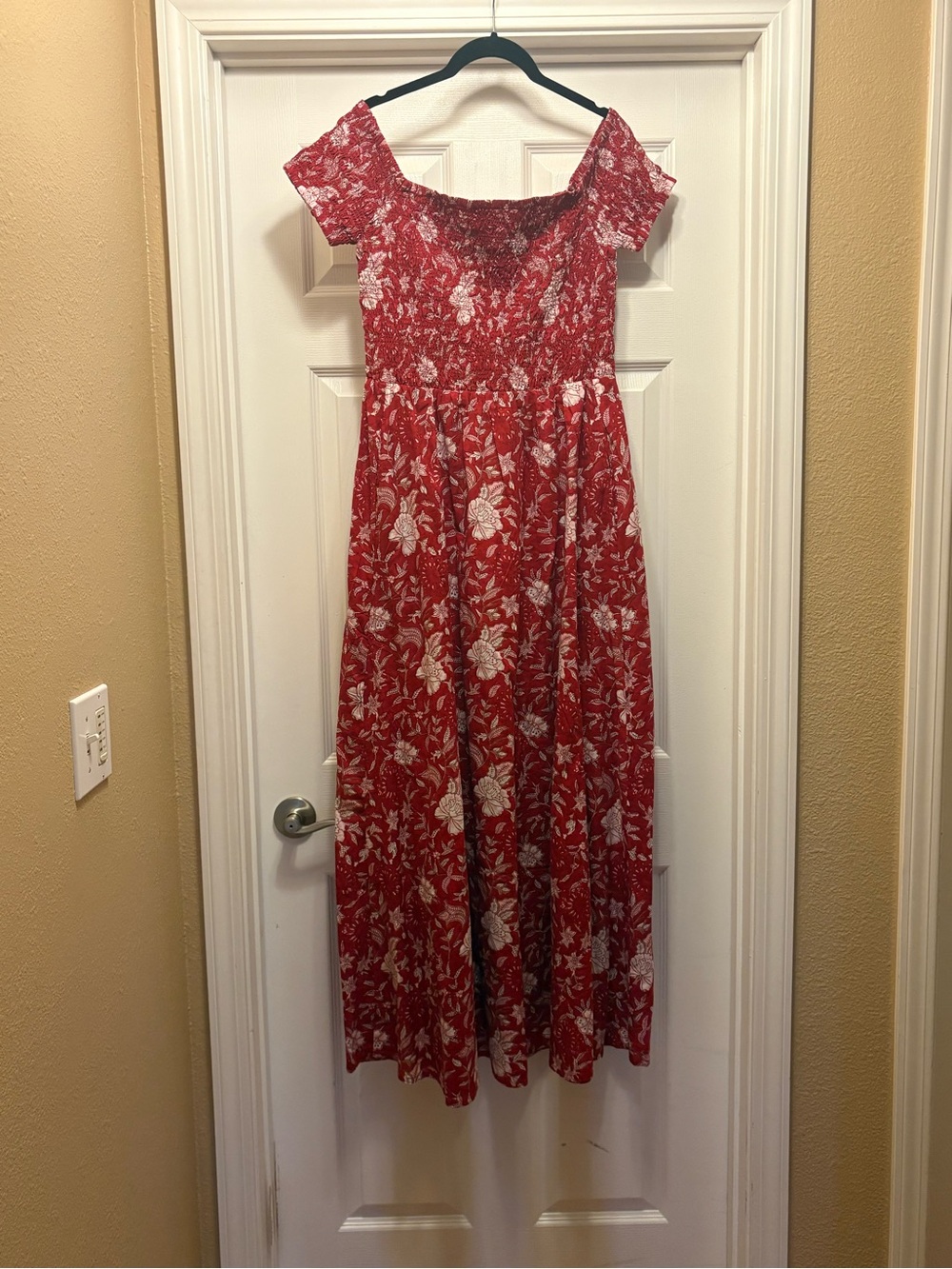 Faherty Red Floral Off-the-Shoulder Maxi Dress
